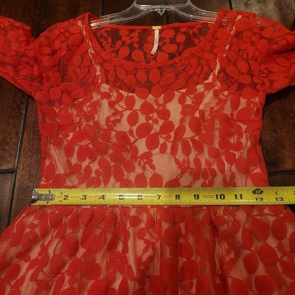 Free People Red/Orange Lace Asymetrical Hem Dress Size 2 - Picture 7 of 12
